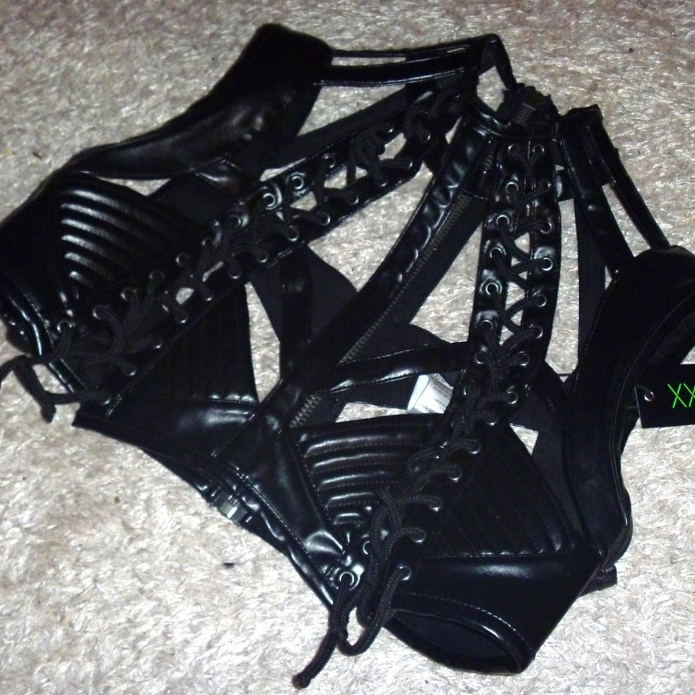Club Exx Dolls Kill Rude Awakening Black Lace Up Harness Rave Top M